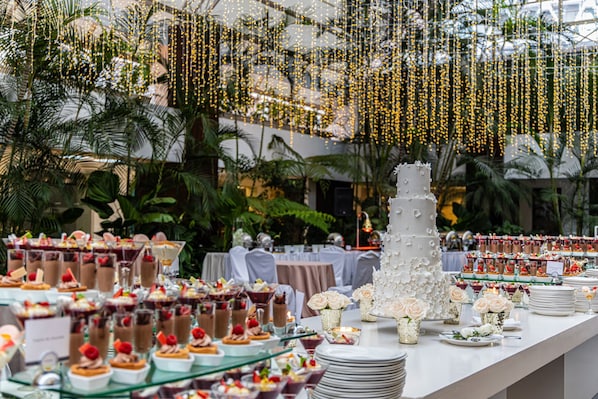 Banquet hall