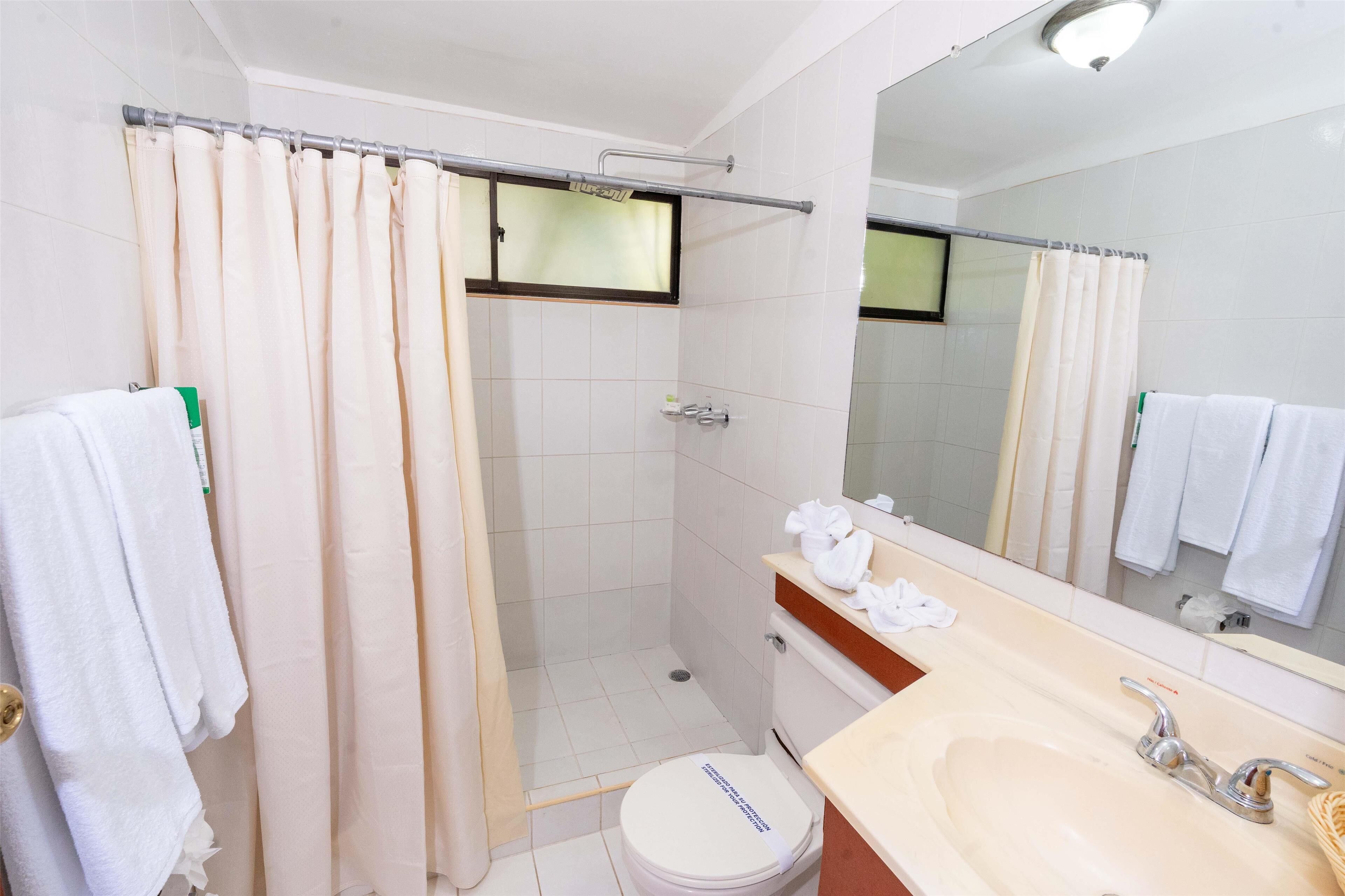 Photo - Best Western Las Mercedes Airport