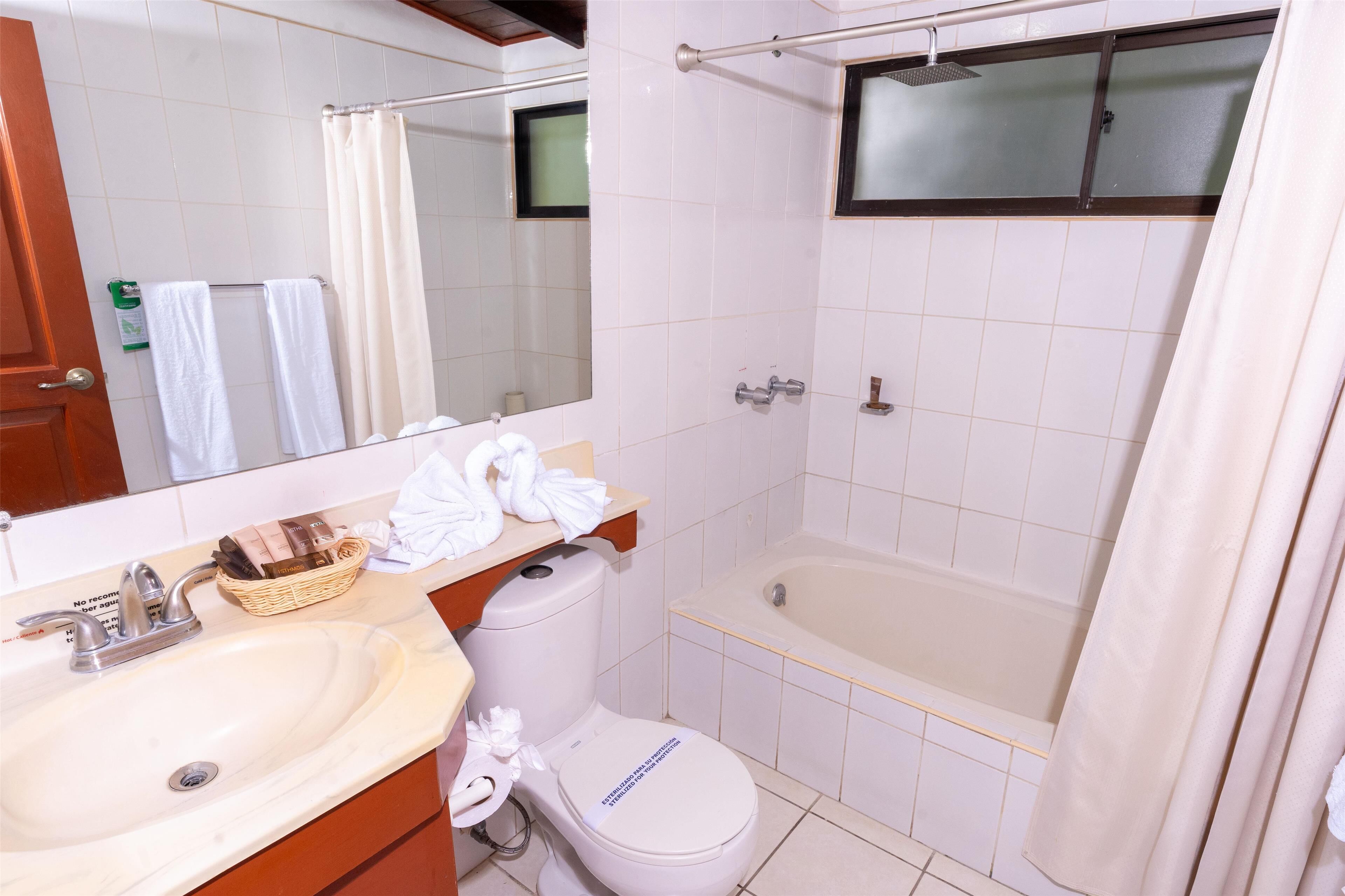 Photo - Best Western Las Mercedes Airport