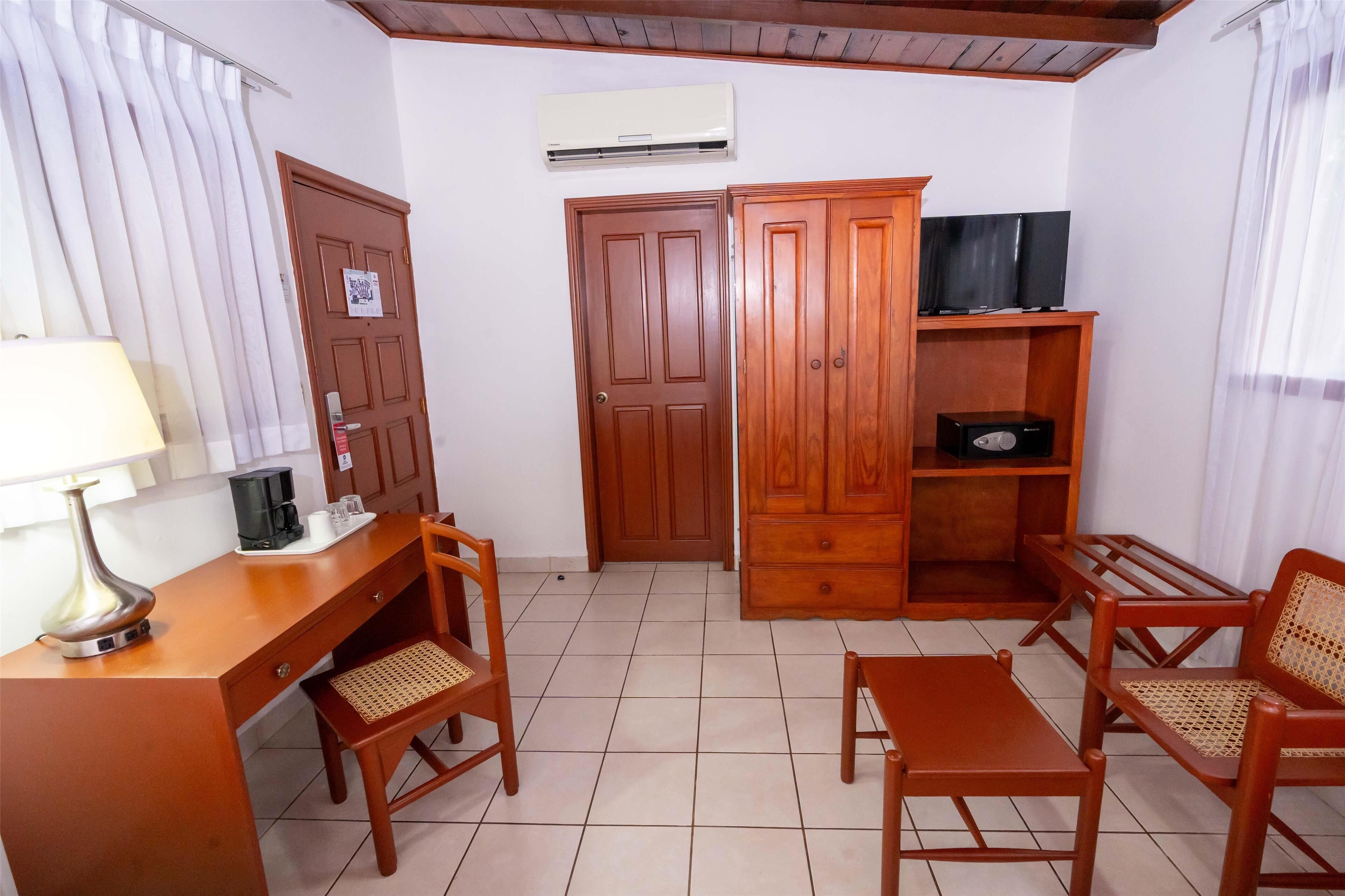 premium bedding, in-room safe, individually decorated