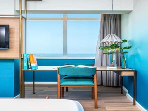 Minibar, safe på rommet, individuelt dekorert og individuelt innredet