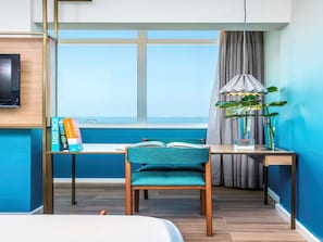 Chambre Luxe, 1 grand lit, vue mer | Vue de la chambre