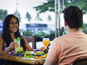 Breakfast, lunch and dinner served  - Mercure Rio Boutique Hotel Copacabana (Rio de Janeiro)