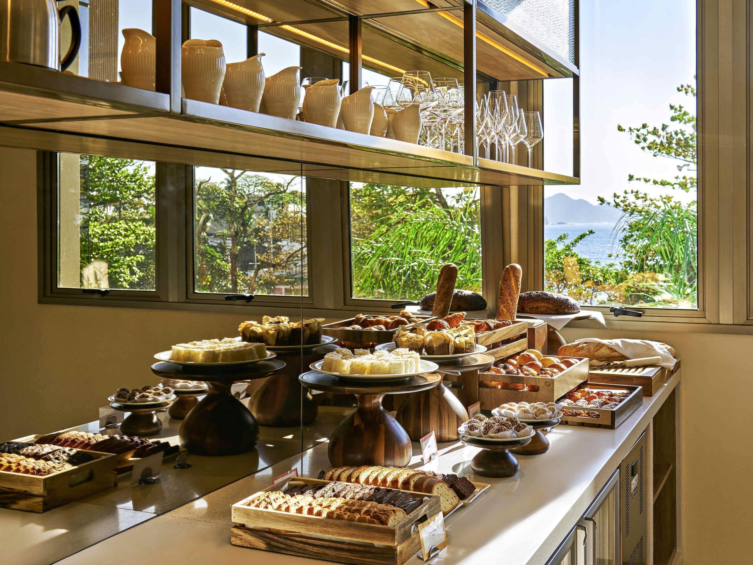 Desayuno buffet todos los días (con cargo)