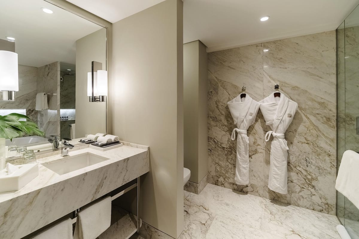 Minibar, in-room safe, soundproofing, iron/ironing board
