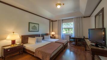 Minibar, desk, blackout drapes, free WiFi