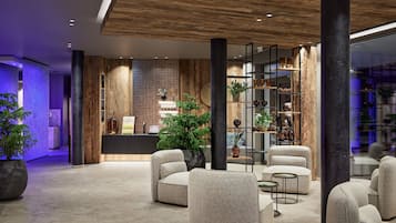 Un sauna, baño turco, tratamientos corporales, aromaterapia