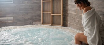 Hotel & Aparthotel Casteau Resort Mons