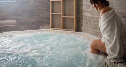 Hotel & Aparthotel Casteau Resort Mons