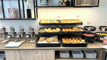 Daily buffet breakfast for a fee