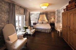 Junior Suite Duplex | 1 bedroom, Egyptian cotton sheets, premium bedding, down comforters