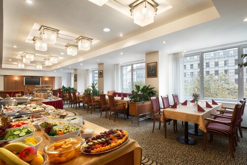 Ramada by Wyndham Prague City Centre