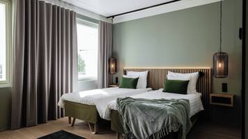 Kahden hengen superior-huone (kaksi sänkyä) (extra bed possibility) | Tallelokero huoneessa, työpöytä, silitysrauta/-lauta, ilmainen Wi-Fi