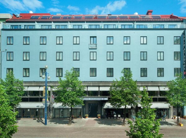 Façana frontal de l'allotjament