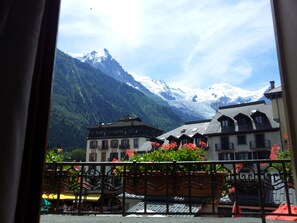 Room (Vallot,up to 4 adults) | Mountain view