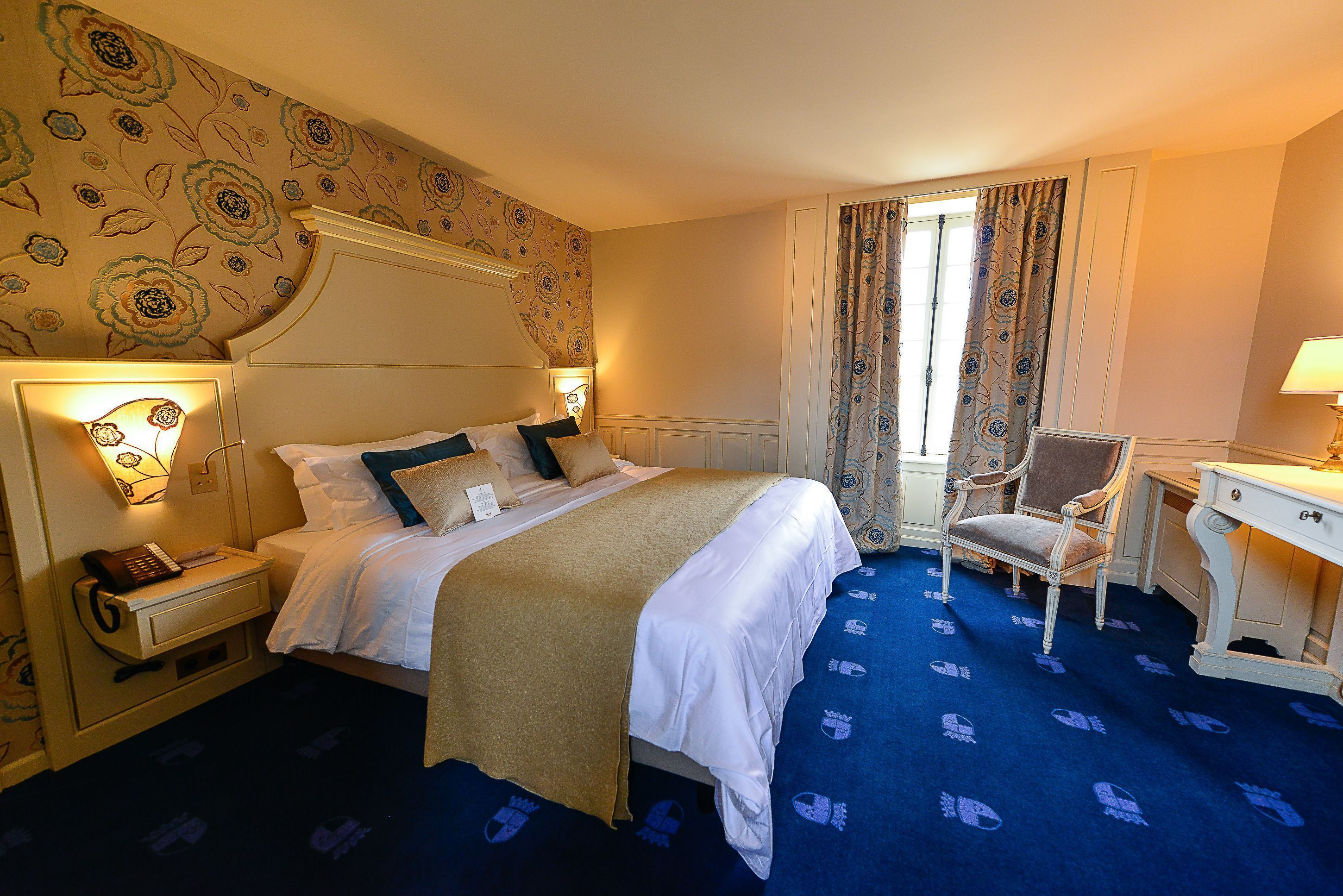 1 bedroom, premium bedding, minibar, in-room safe
