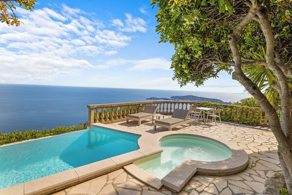 Panoramic Suite | Terrace/patio