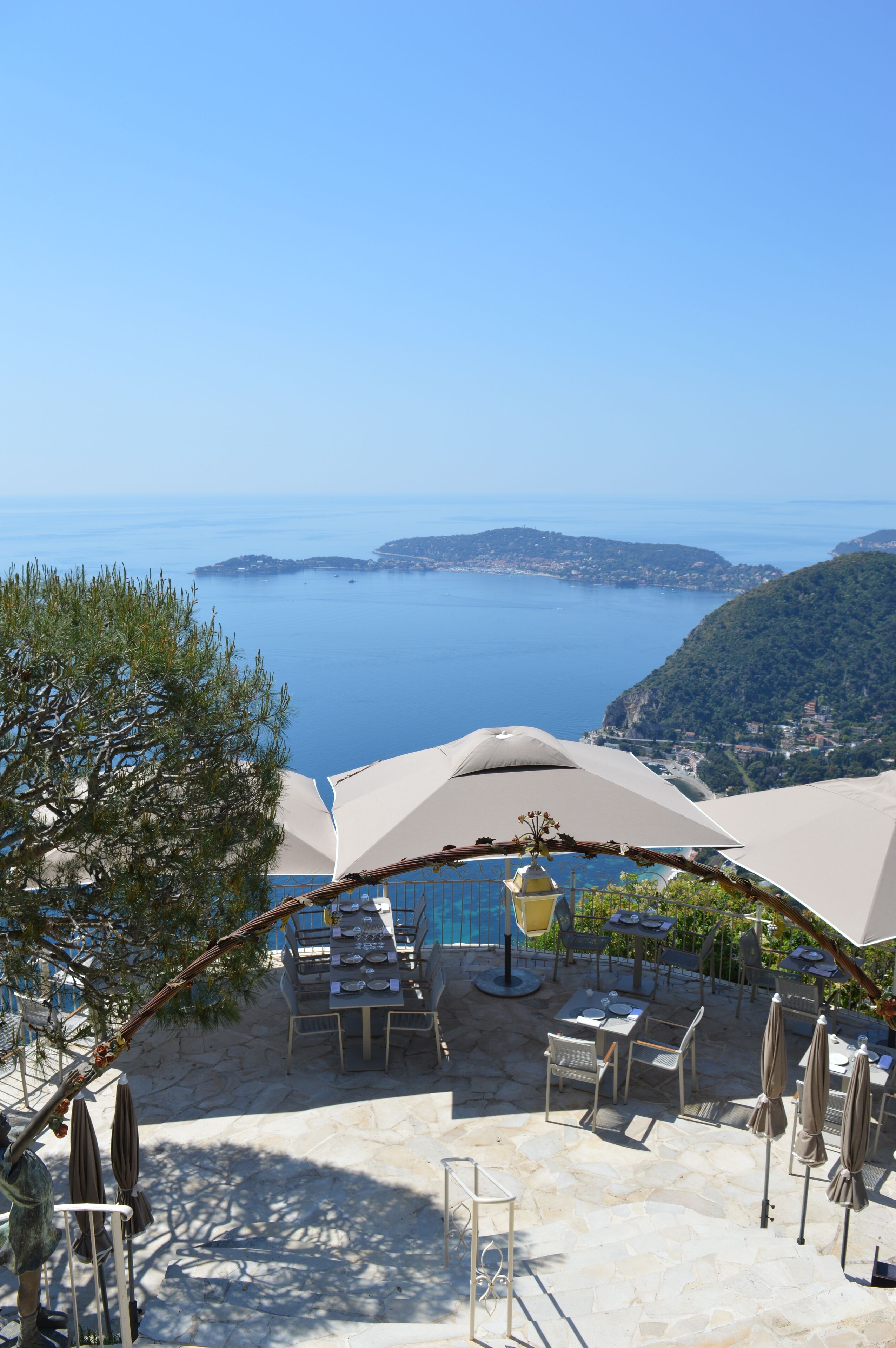 3 restaurants, lunch, dinner served; mediterranean cuisine