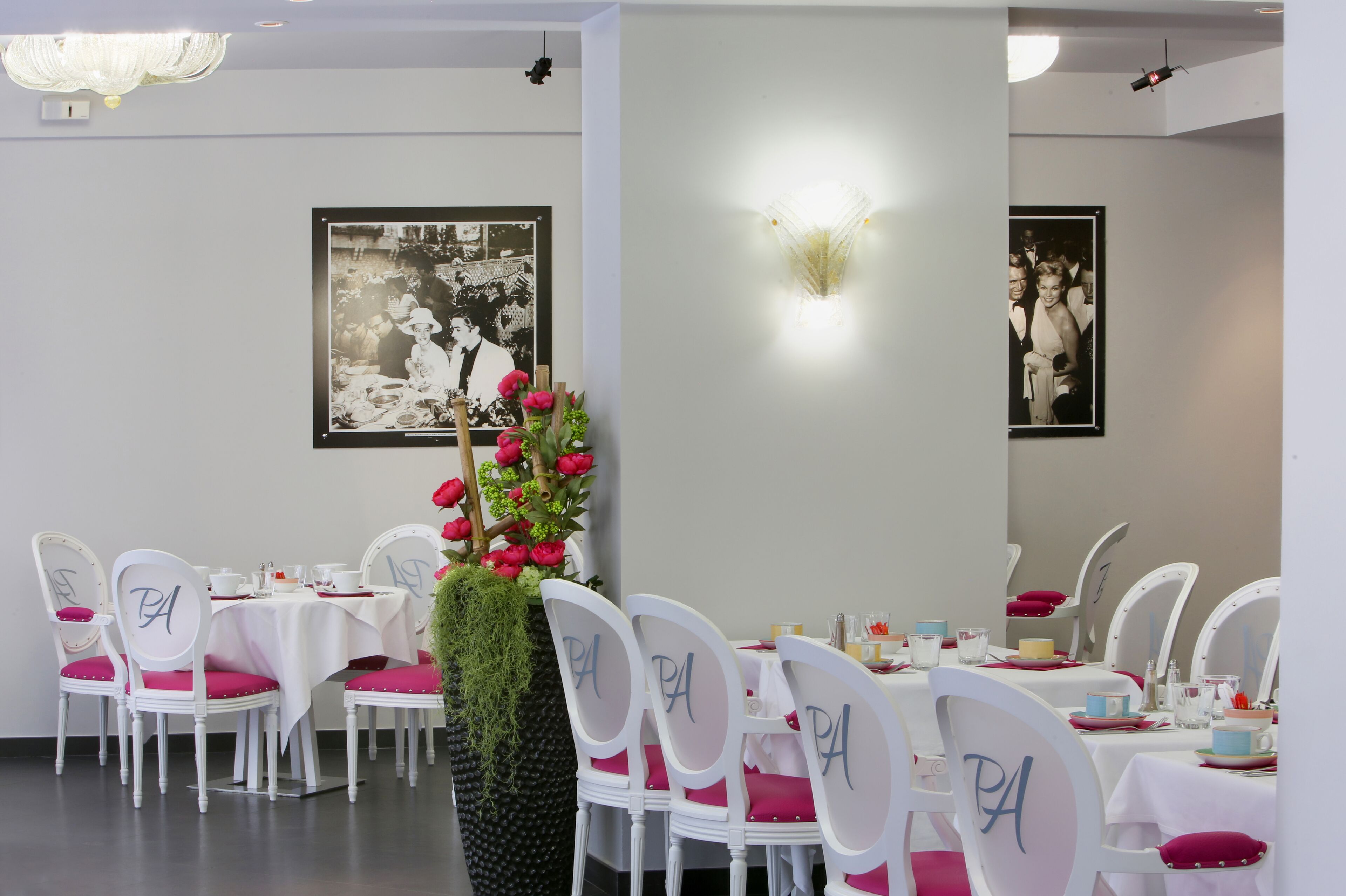 daily cooked-to-order breakfast (eur 20.00 per person)