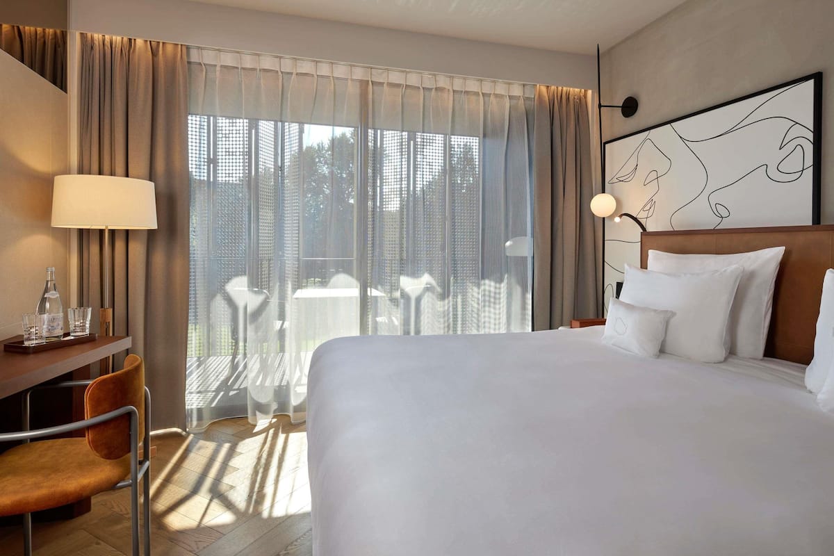 Ropa de cama de alta calidad y minibar