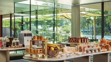 Daily buffet breakfast (EUR 32 per person)