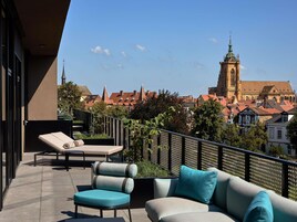 Penthouse, 3 Bedrooms, Kitchen | Premium bedding, minibar, in-room safe, desk