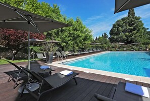 Outdoor pool, pool loungers