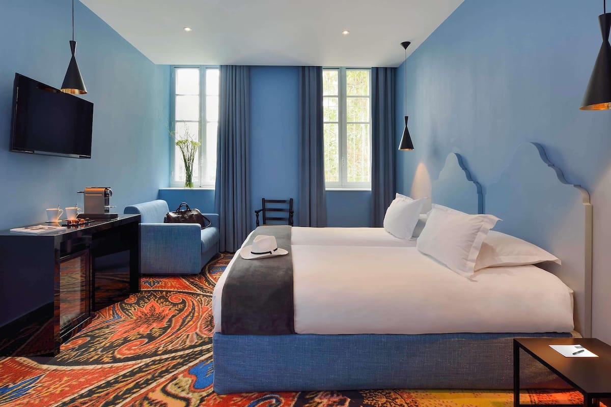 Camera Deluxe, 1 letto matrimoniale | Biancheria da letto di alta qualità, minibar, una cassaforte in camera
