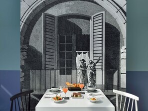 Daily buffet breakfast (EUR 26 per person) - Jules César Hotel & Spa Arles - MGallery Collection (Arles)