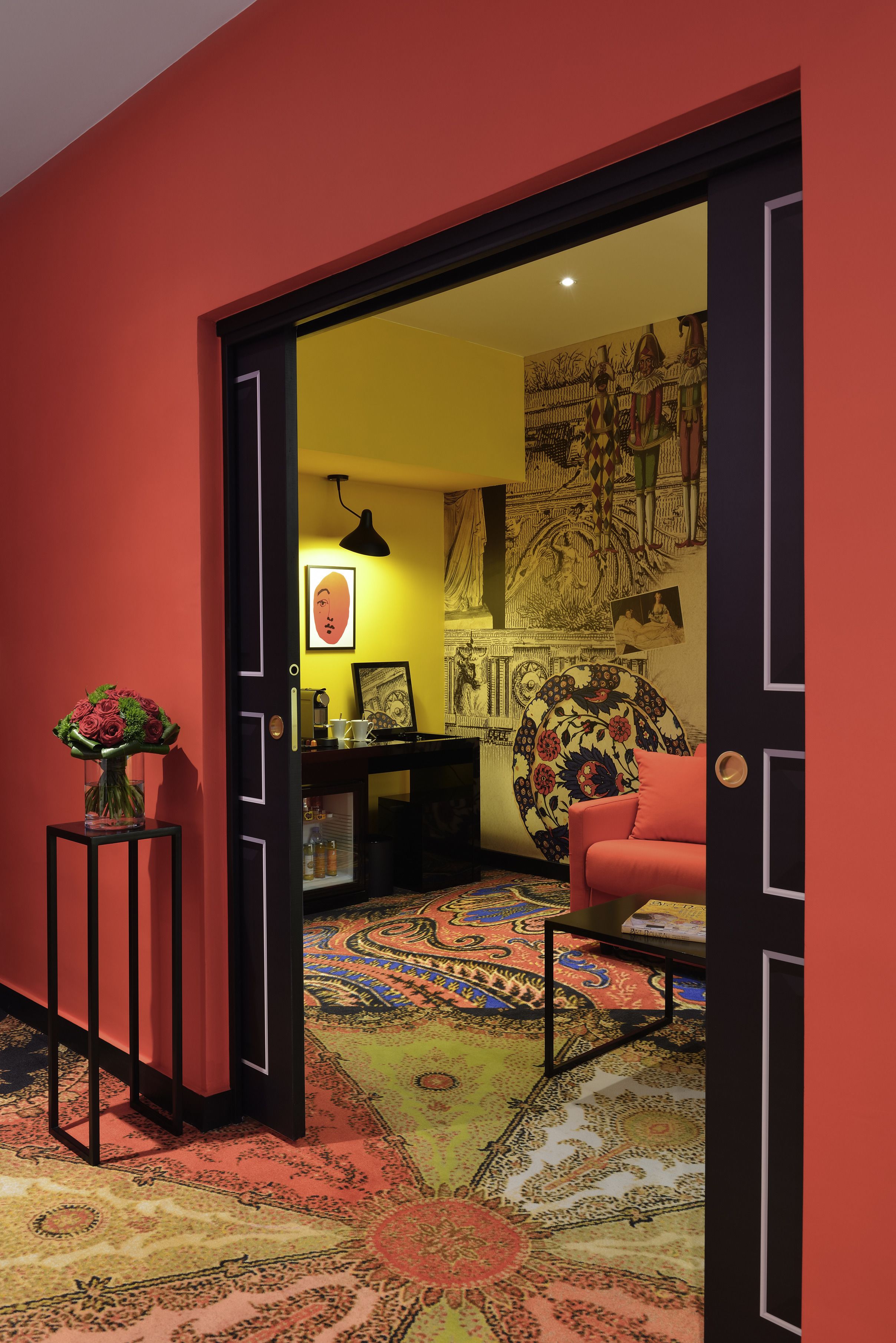 suite, 1 king bed | premium bedding, minibar, in-room safe, individually decorated