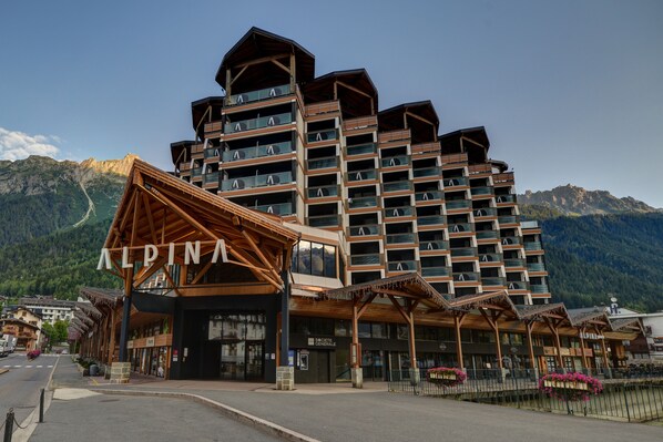 Bagian depan properti