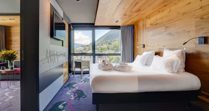 Alpina Eclectic Hotel