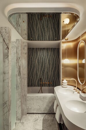 Eiffel Terrace Suite | Bathroom - Hôtel de Sers (Paris)