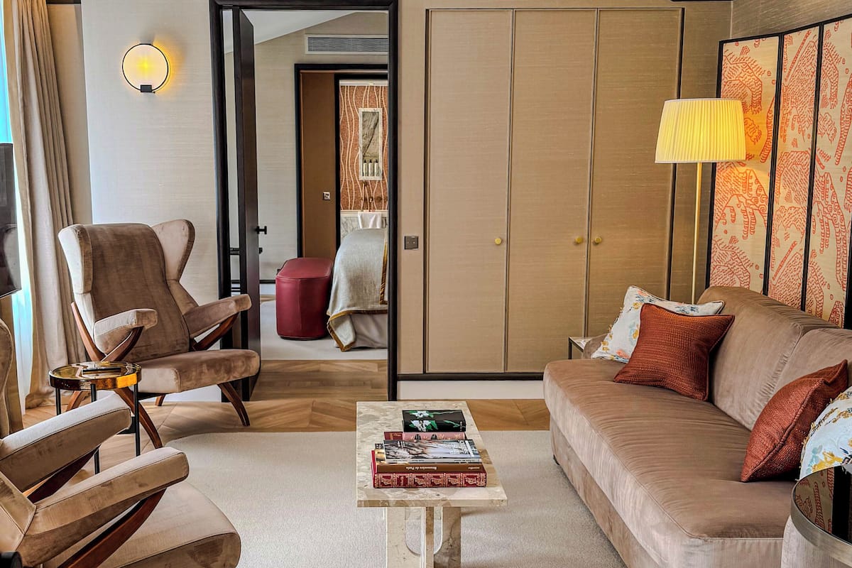 Marquis de Sers Apartment