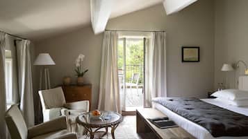 Chambre Luxe, terrasse | Literie de qualité supérieure, minibar, coffres-forts dans les chambres