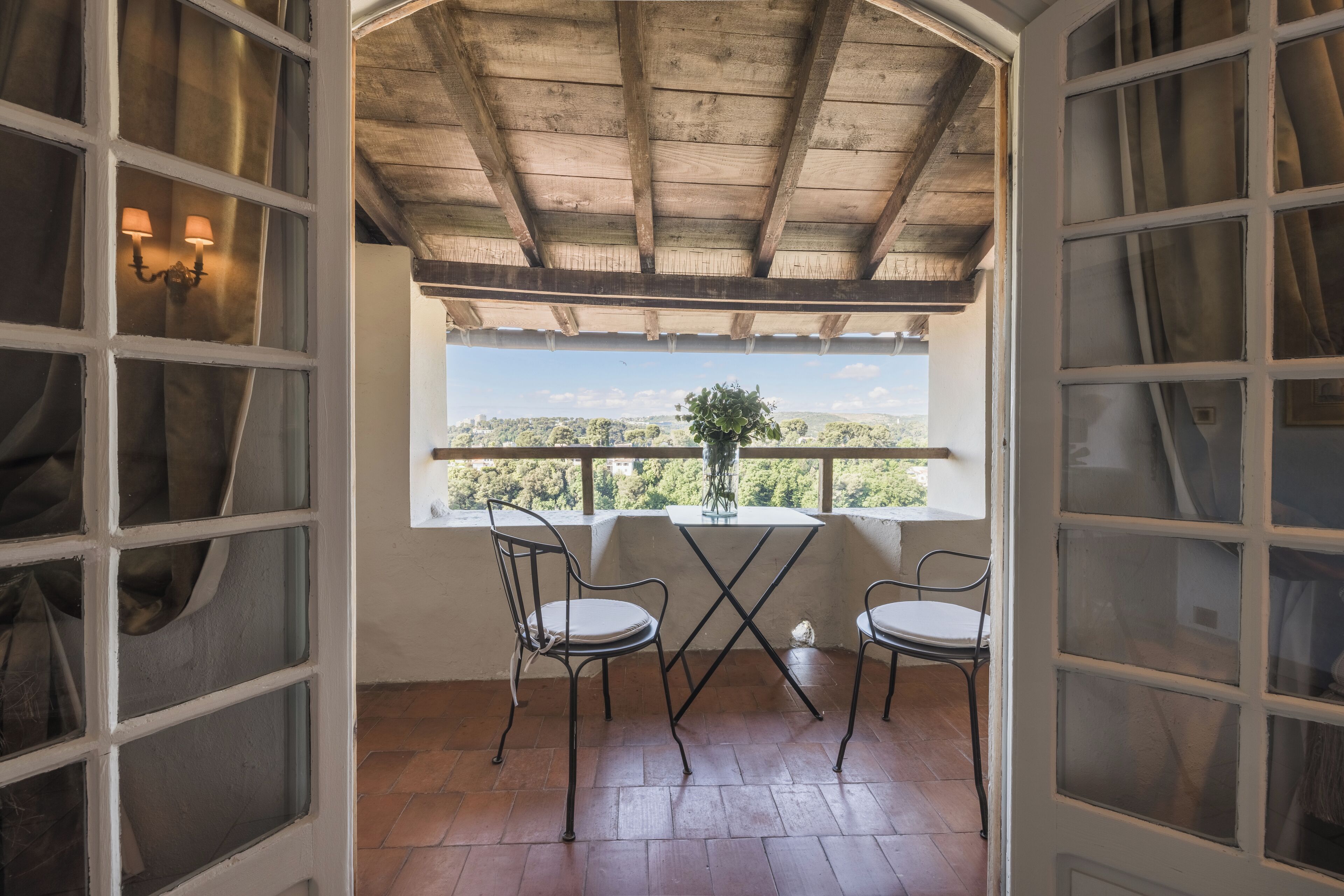 junior suite | 1 bedroom, premium bedding, memory-foam beds, minibar