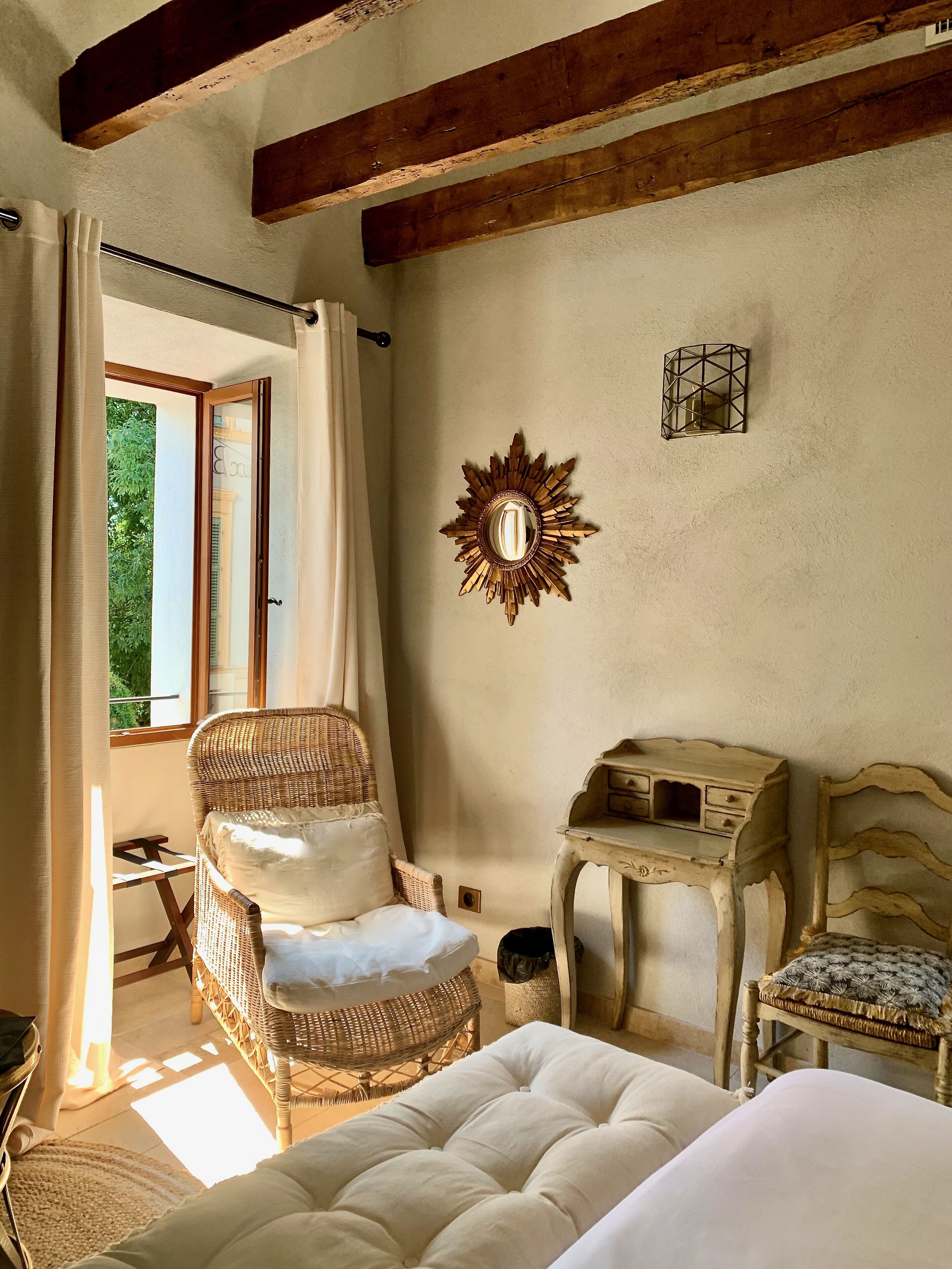 superior room | 1 bedroom, premium bedding, memory-foam beds, minibar