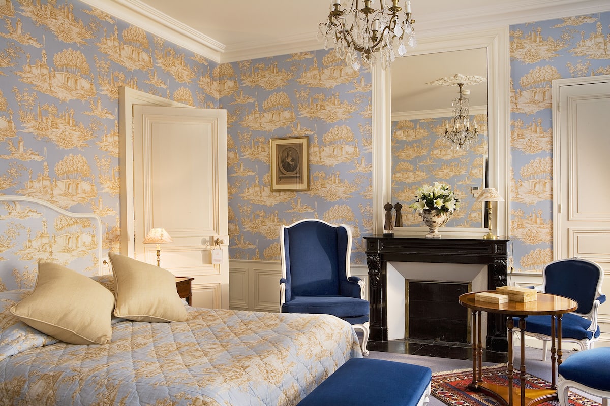 superior double room | premium bedding, minibar, in-room safe, desk