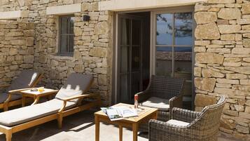 Chambre Double Supérieure | Terrasse/Patio