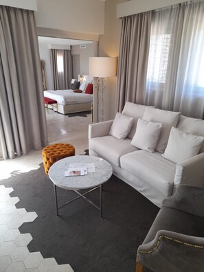 Suite du Mas | 1 chambre, literie de qualité, lit avec matelas à plateau-coussin