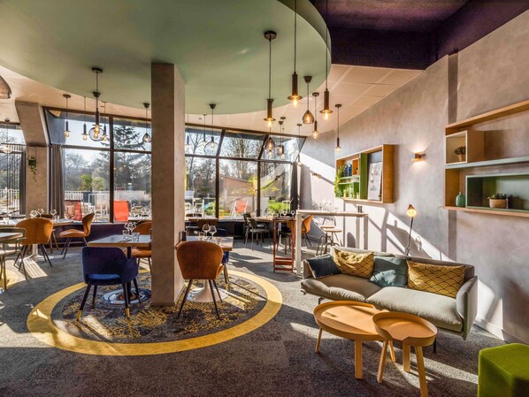 Sports bar - Novotel Le Mans (Le Mans)