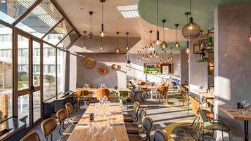 Breakfast, lunch, dinner served; French cuisine, pool views