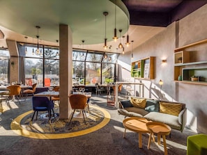 Breakfast, lunch, dinner served; French cuisine, pool views