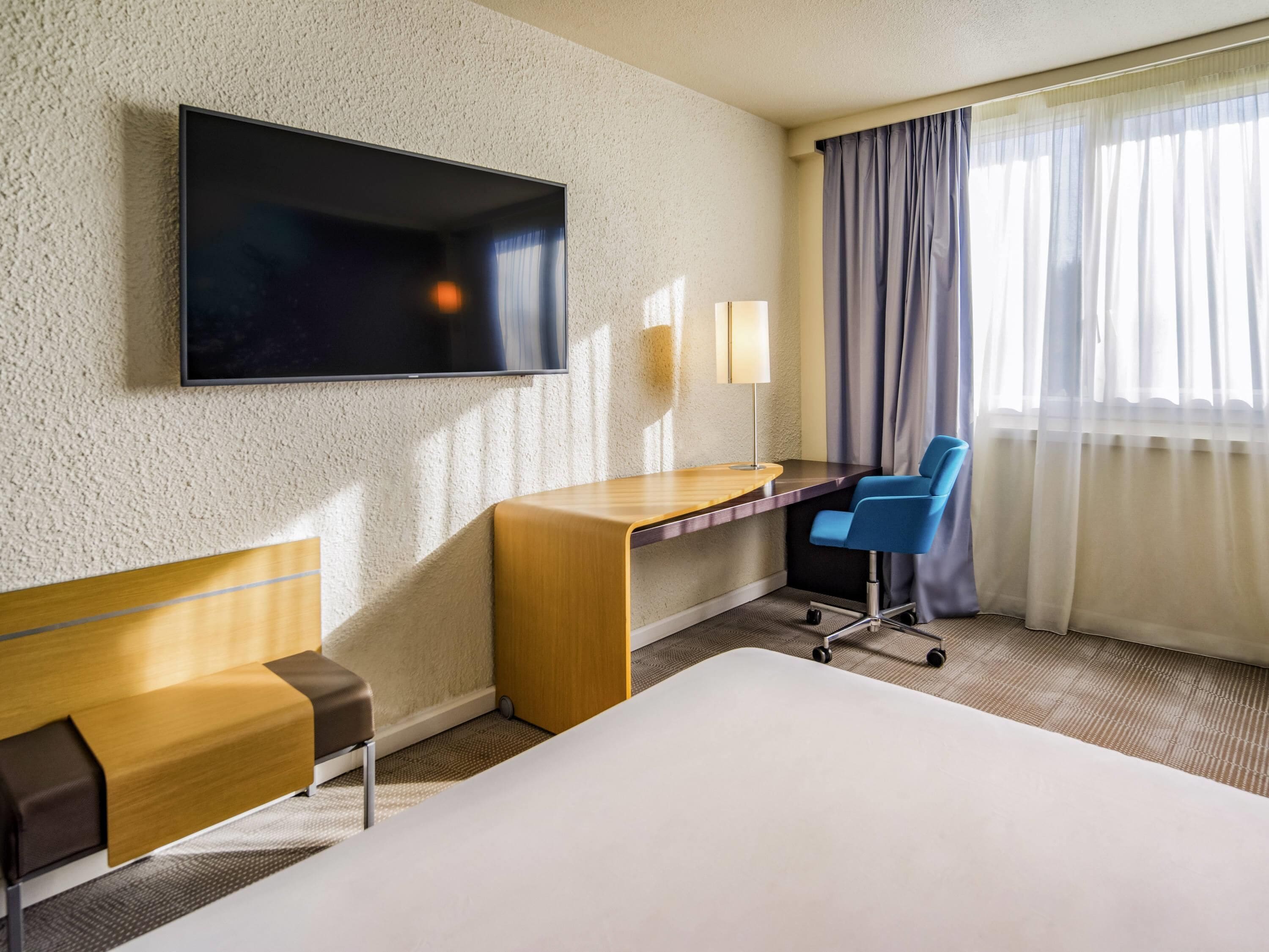 Ropa de cama de alta calidad y minibar 