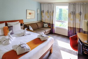 Superior Room, 1 Double Bed with Sofa bed | Minibar, individually furnished, desk, laptop workspace - Novotel Marseille Est Porte d'Aubagne (Marseille)