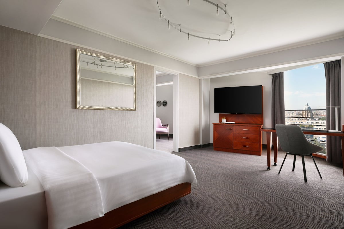 Suite Familiale, 1 chambre, non-fumeurs | Literie de qualité supérieure, couette en duvet d'oie, minibar