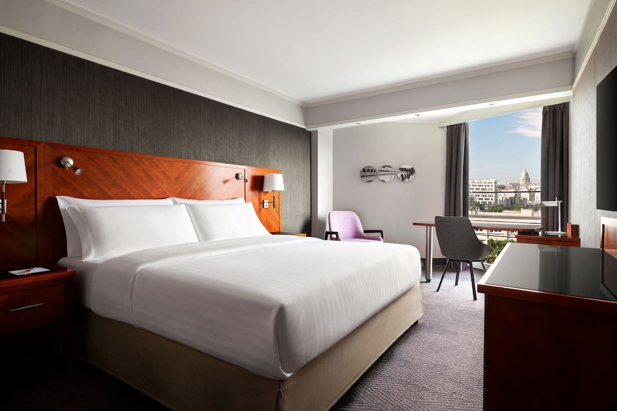 Literie de qualité supérieure, couette en duvet d'oie, minibar