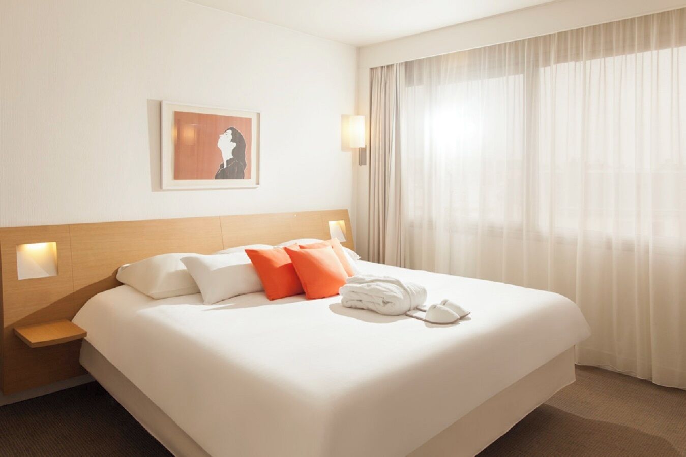 Suite superior, 1 cama Queen size y sofá cama | Ropa de cama de alta calidad y artículos del minibar gratis 