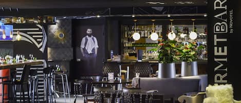 Breakfast, lunch, dinner served; French cuisine, pool views