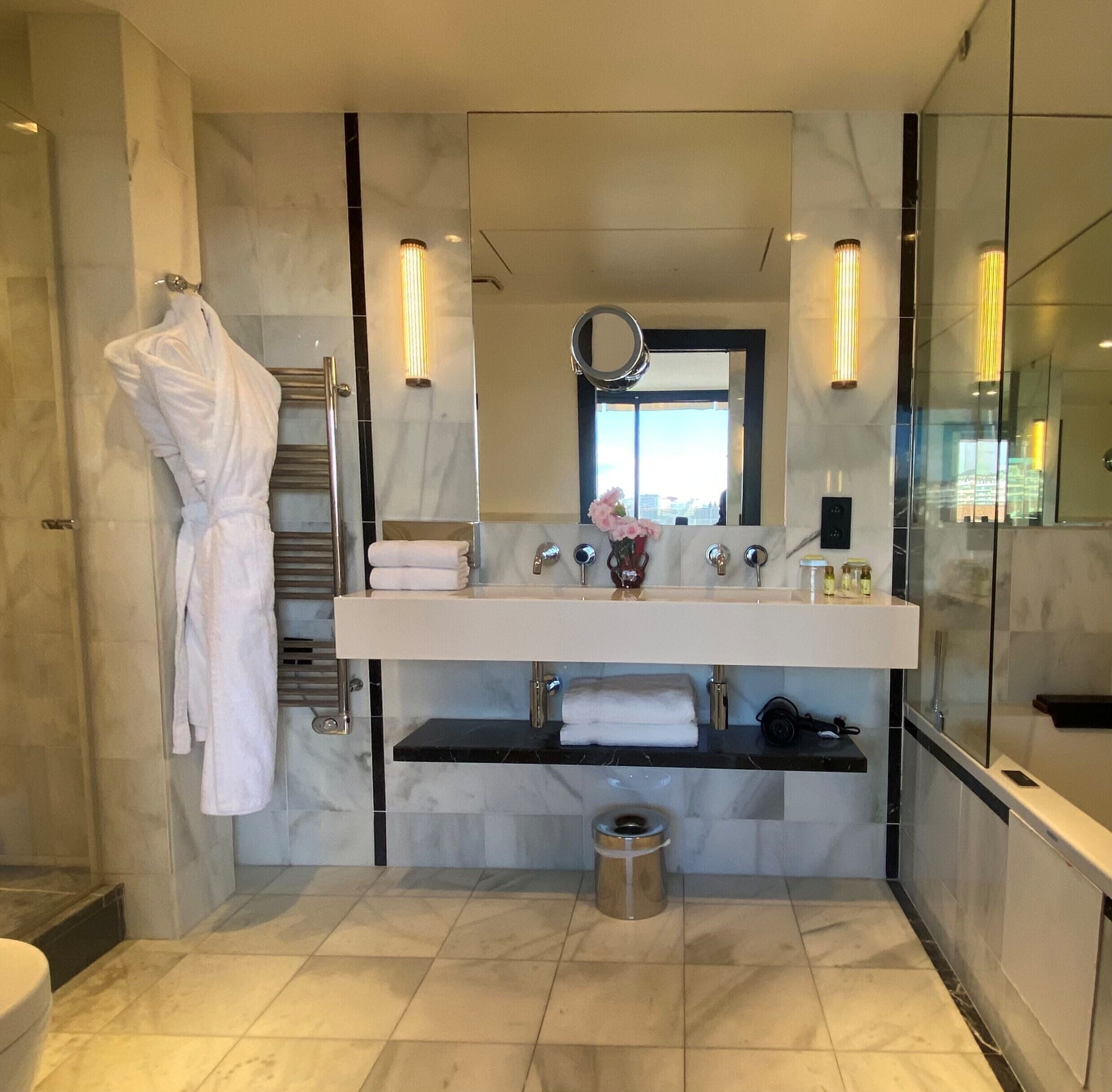 Foto - Hôtel Cannes Centre Univers